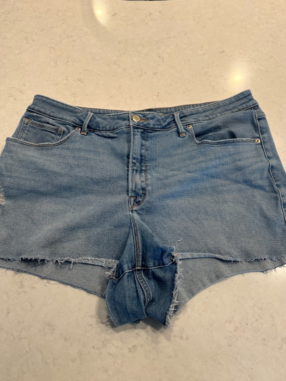 Good American Good Legs Distressed Denim Jean Shorts Size 16